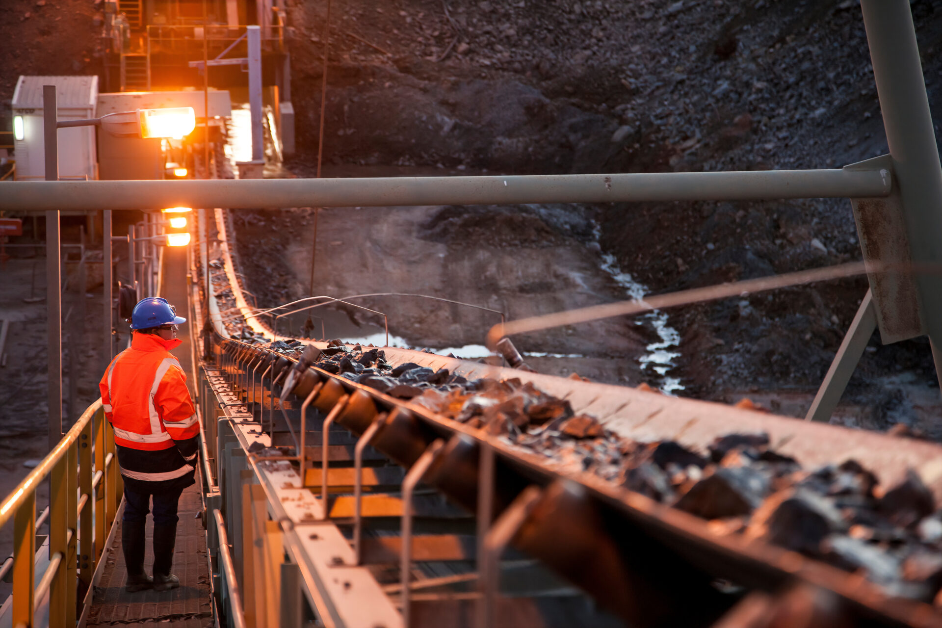 Standard 11 Mining Course
